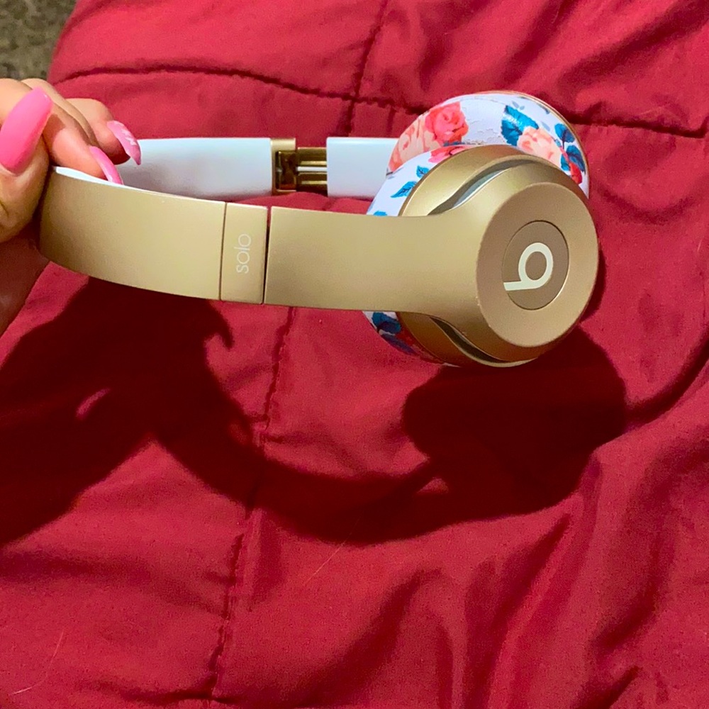Beats solo wireless 3